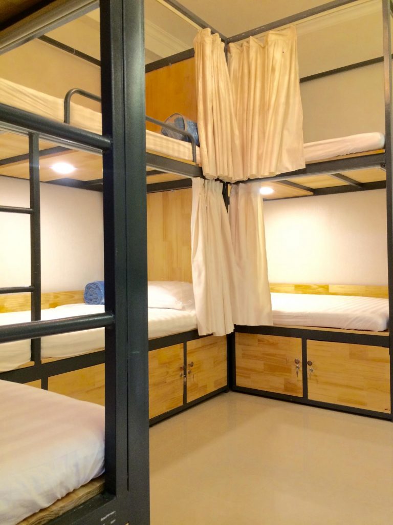 Giường sắt 2 tầng tại Đà Nẵng, nội thất 07